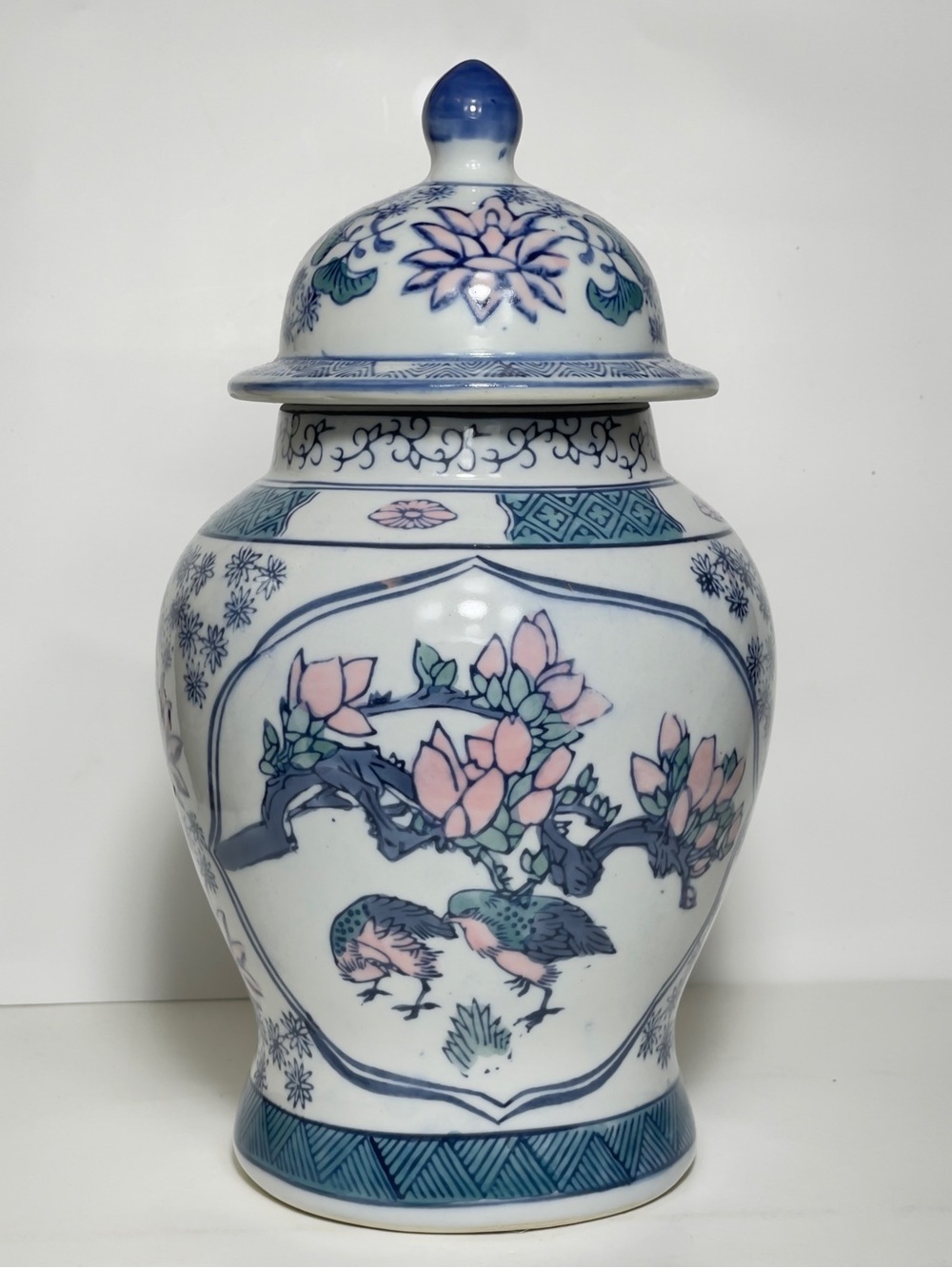 Vintage Chinese Hand Painted Porcelain Temple  Jar
